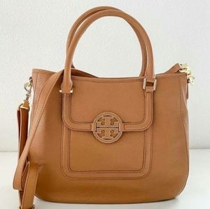 Tory Burch Classic Amanda Hobo